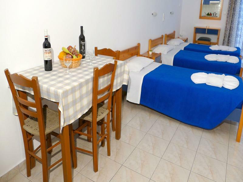 Christi Apartments Kalyves Buitenkant foto