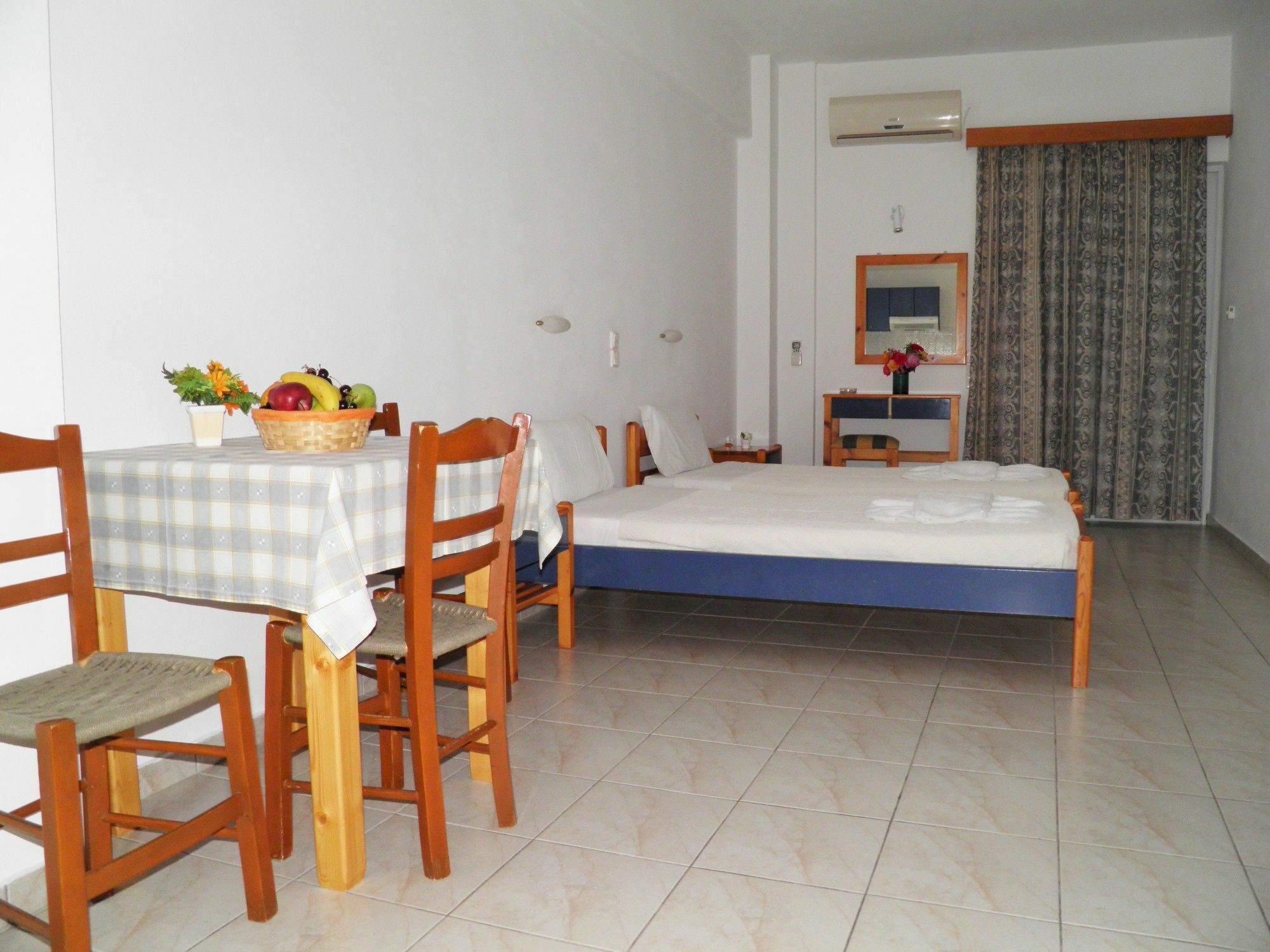 Christi Apartments Kalyves Buitenkant foto